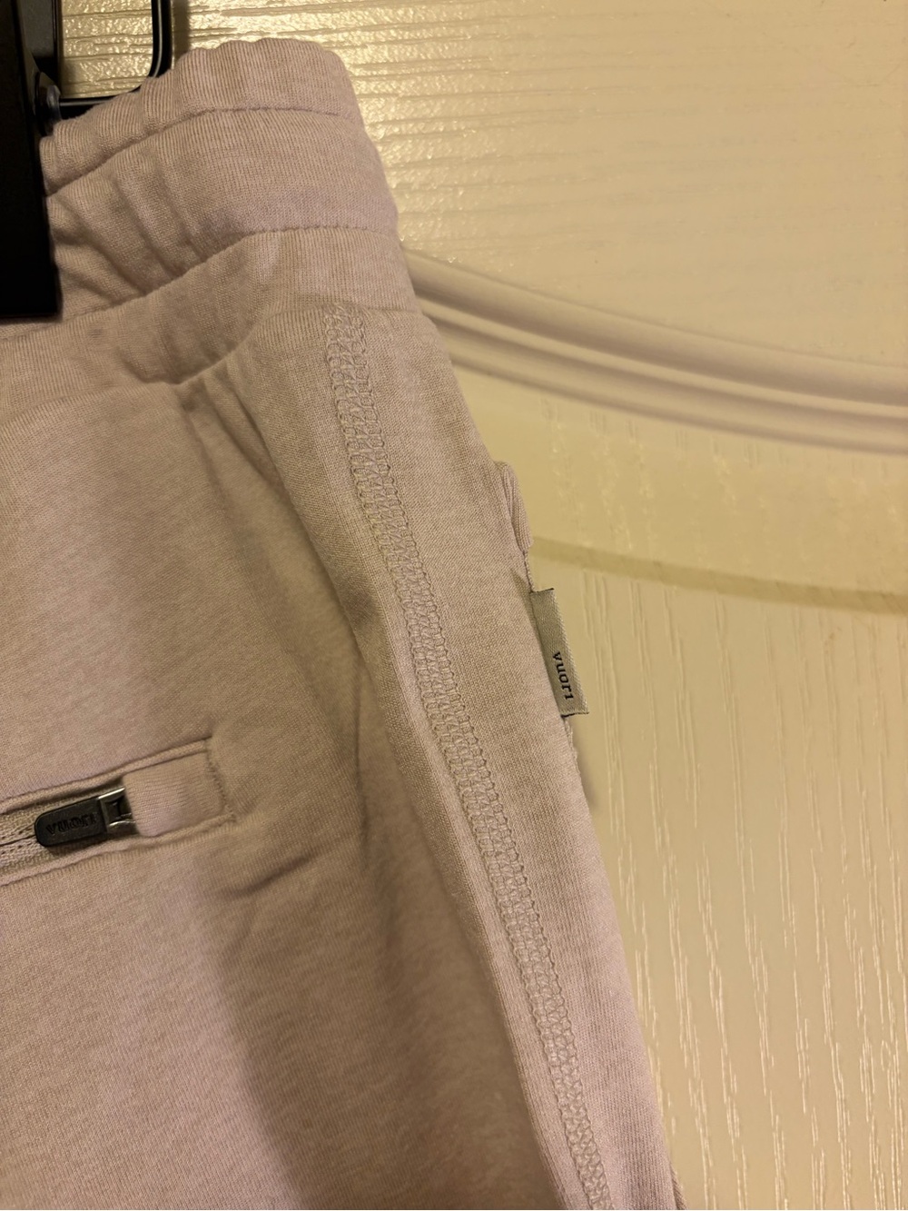 Vuori Men’s “Ponto” Performance Short 7” Inseam Linerless (L) *BESTSELLER* - Picture 9 of 9
